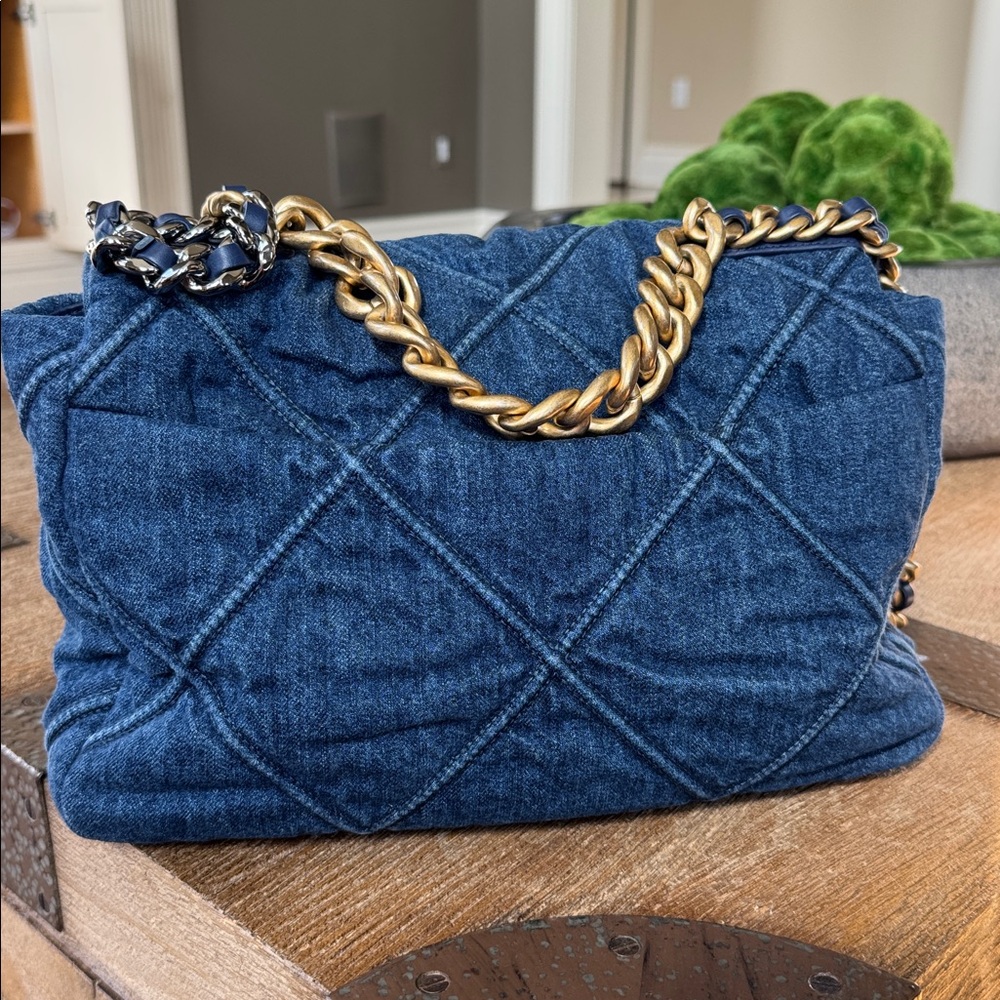 Chanel 20s denim flap bag quilted crossbody bag chunky hardware - Picture 4 of 13
